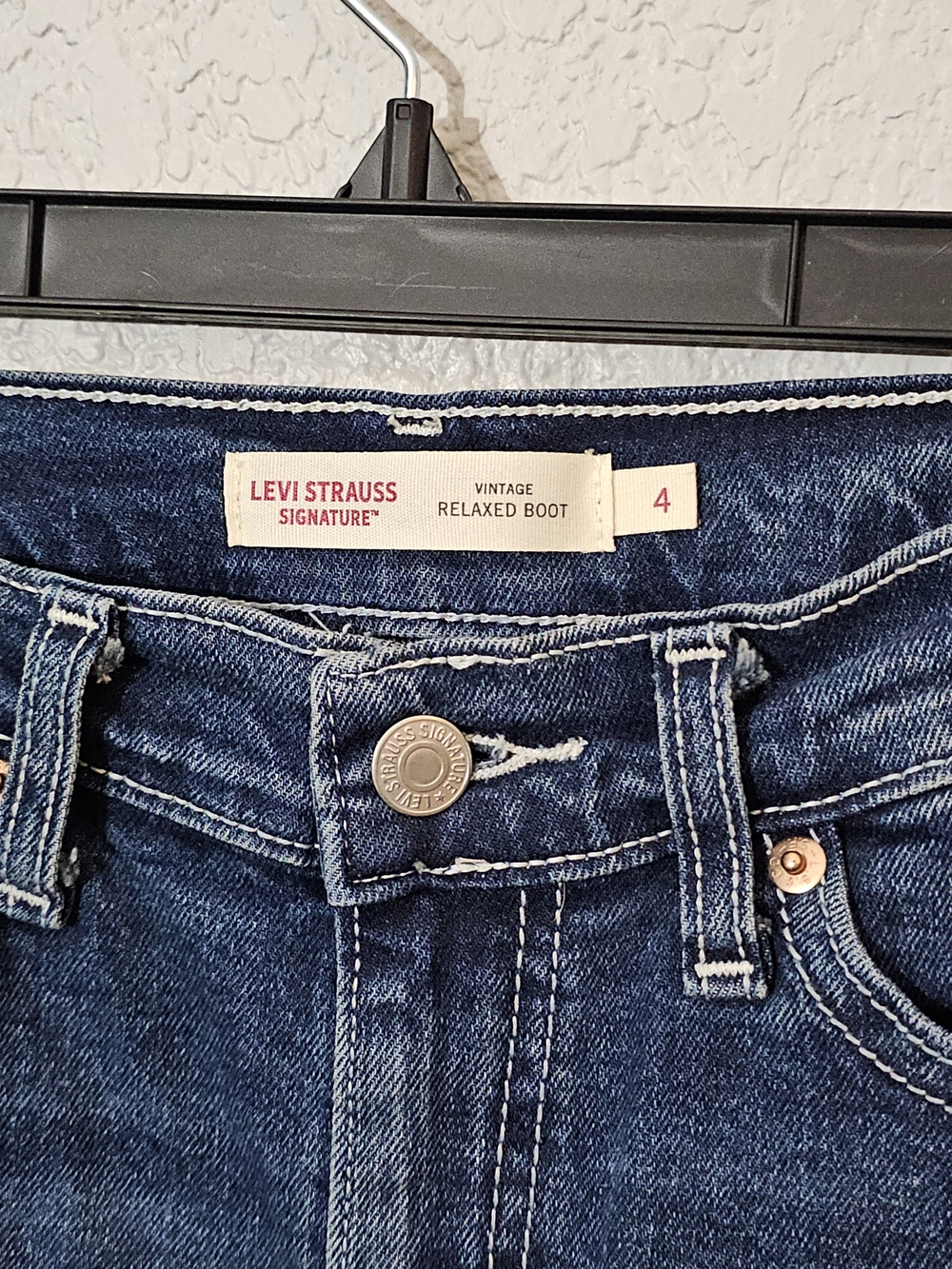 Levi Strauss Signature Vintage Relaxed Boot Jeans Womens 4 Dark Wash - Picture 3 of 8